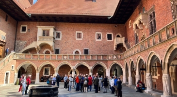 25.04.2026-Krakow-Cz.-3-romantyczno-kryminalna-Autorka-Aleksandra-Taraszka-1